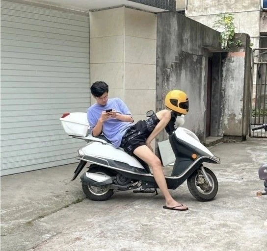 이사진 때문에 여사친이랑 헤어질 뻔한 남자